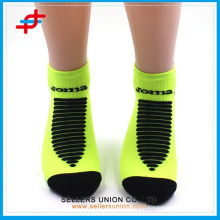 Antibacterial Super Warm Medical Compression Ankle Socks/OEM Men Cushioned Low-cut Socks With Bright Color